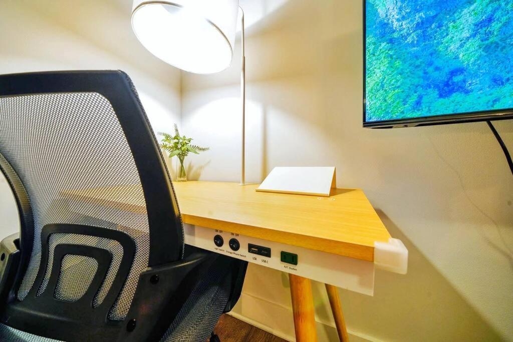 Apartament New Stylish Getaway- 5 Mil To Uptown/3 Smart Tvs! Charlotte Zewnętrze zdjęcie