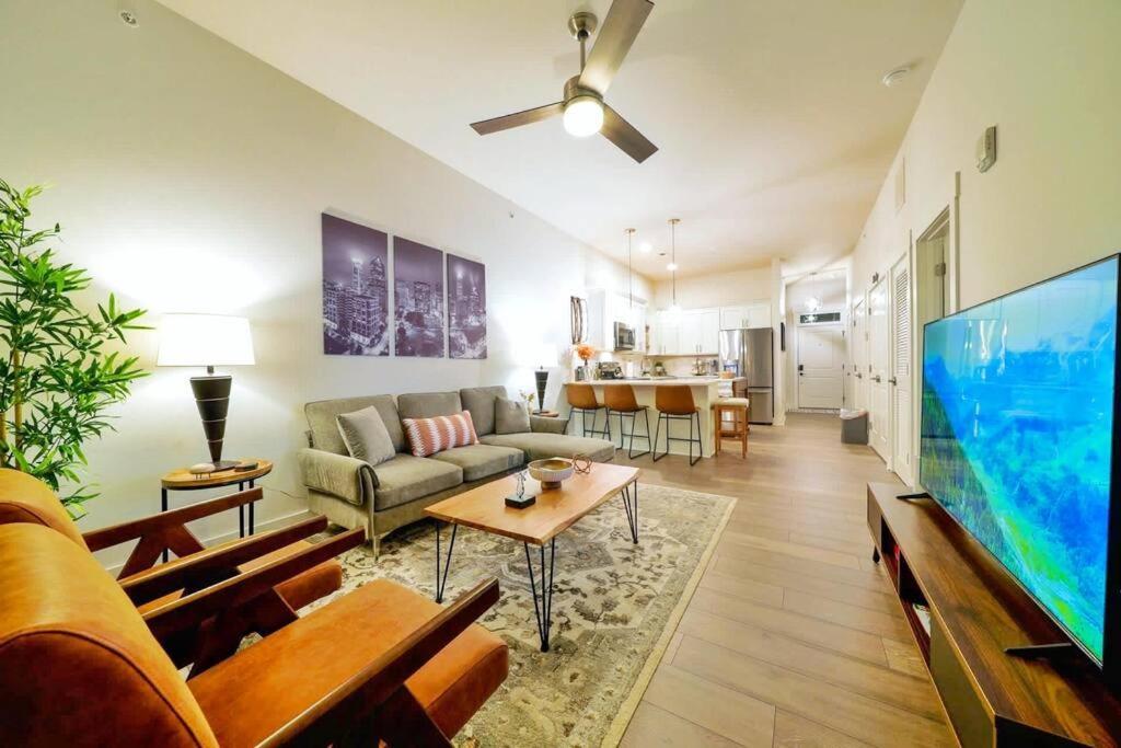 Apartament New Stylish Getaway- 5 Mil To Uptown/3 Smart Tvs! Charlotte Zewnętrze zdjęcie